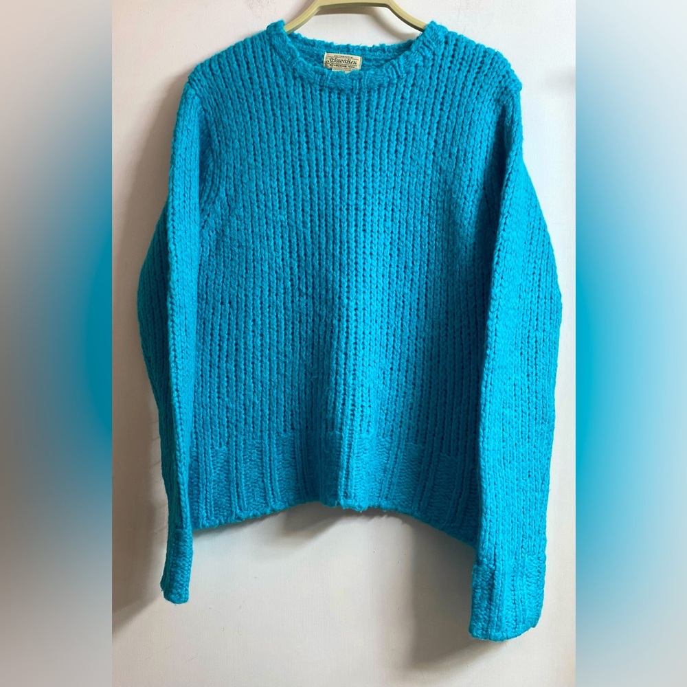 Authentic St. John’s Bay Sweater thick size L, color turquoise.